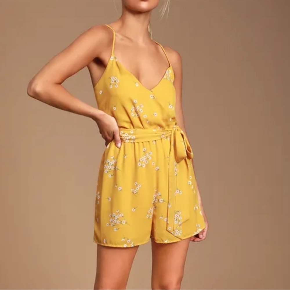 Lulus yellow floral print romper